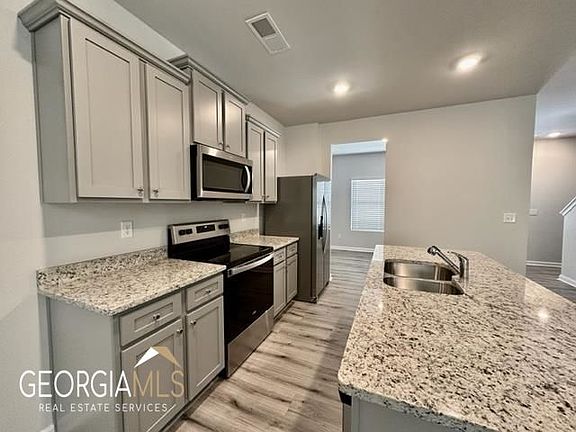 3rd image of 4344 Shaffer Ct S