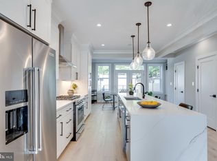 4318 15th St NW, Washington, DC 20011