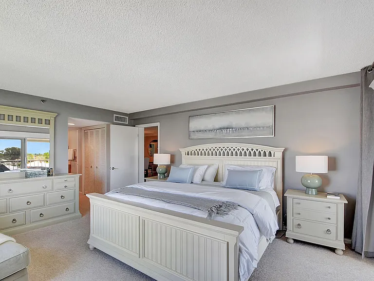 300 John F Kennedy Dr #Penthouse 8 — Photo 20