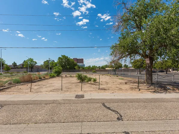 510 Slate Ave NE, Albuquerque, NM 87102