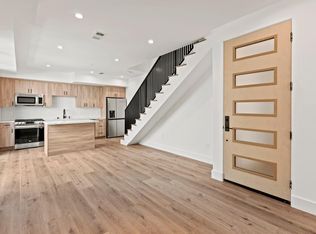 10917 Hesby St #2, North Hollywood, CA 91601