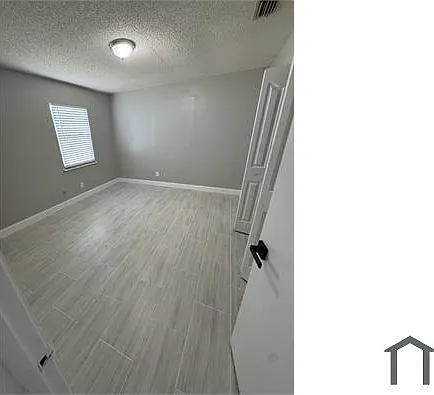 3 bed, 1345 sqft, $2,200 — Photo 3