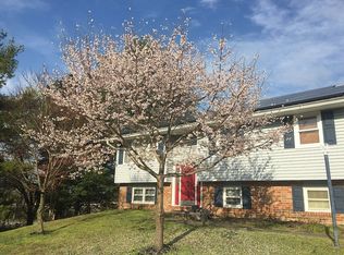 7501 Sandalwood Ct, Hanover, MD 21076