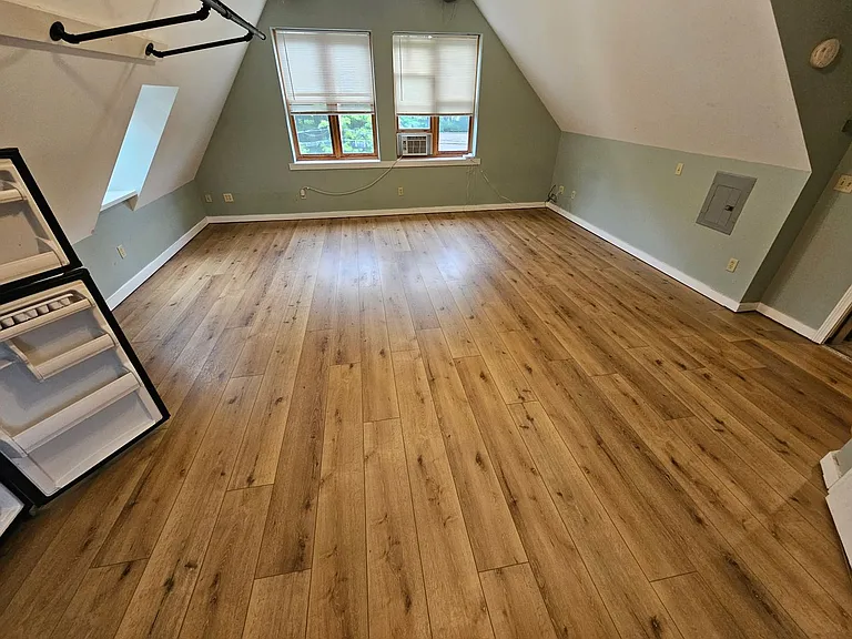 73 Church St — Photo 3