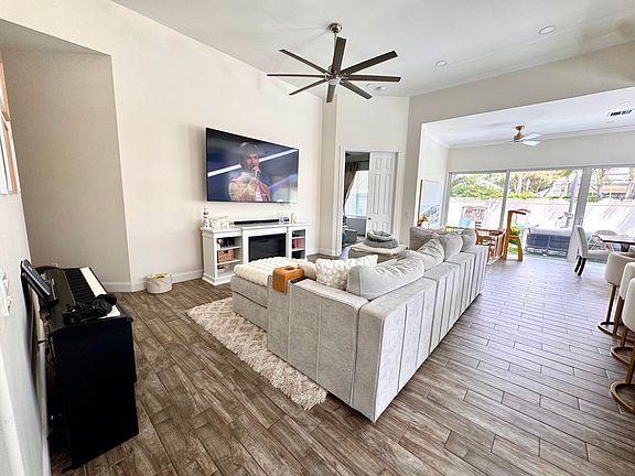 5th image of 8452 Beaconhill Rd