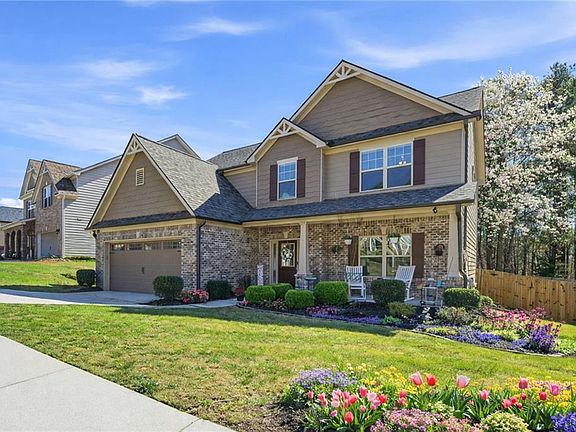 2nd image of 1196 Clear Stream Rdg