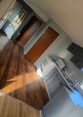 2 bed, $950 — Photo 2