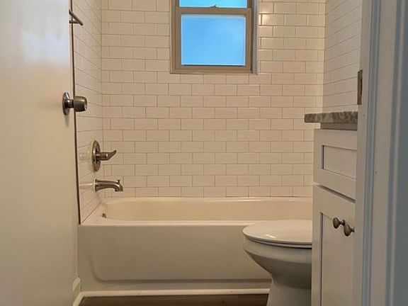 4th image of 2427 Lawrenceville Hwy #3B