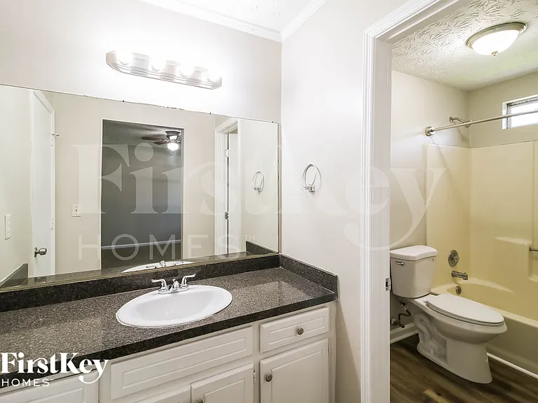 10258 Misty Ridge Dr — Photo 13