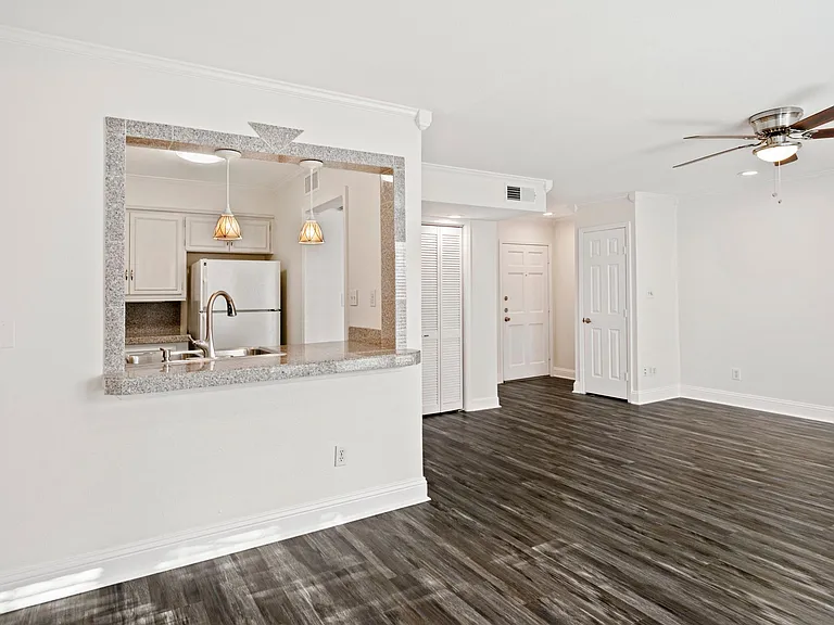 5881 Preston View Blvd #261 — Photo 7