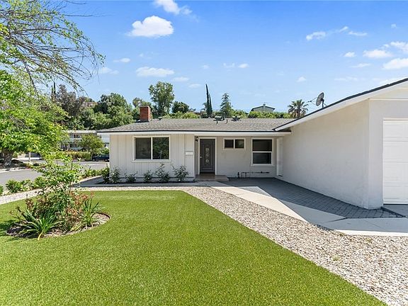 4th image of 23514 Erwin St