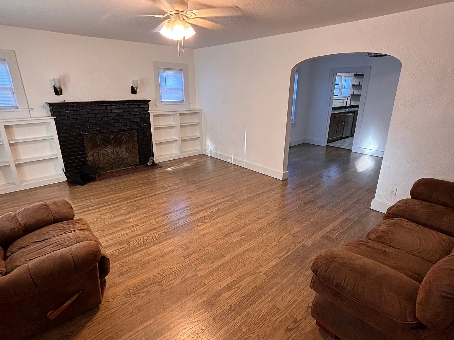 3 bed, 1332 sqft, $1,300 — Photo 3
