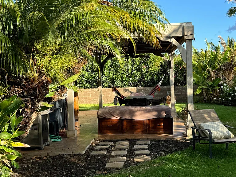 E Huapala Pl — Photo 12
