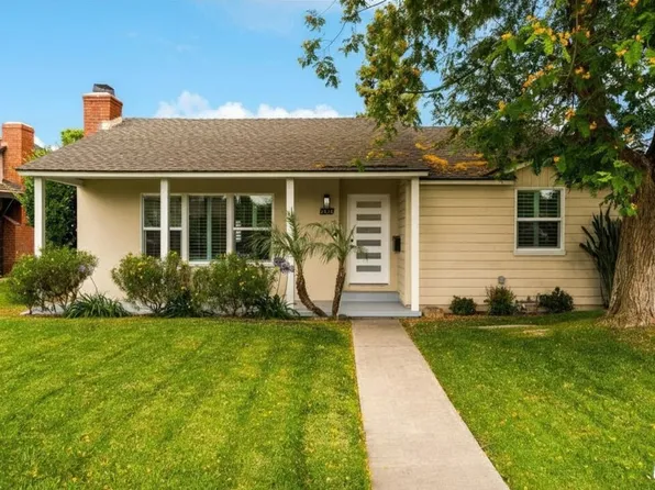 2616 N Buena Vista St, Burbank, CA 91504