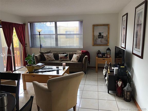 4th image of 8877 Fontainebleau Blvd APT 201-B