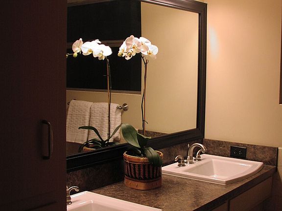 Main bathroom