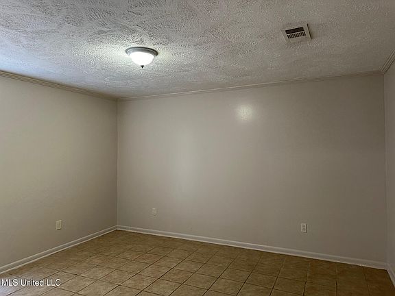 4th image of 133 Berryman Rd