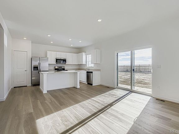 5th image of 4264 Lucas Drive
