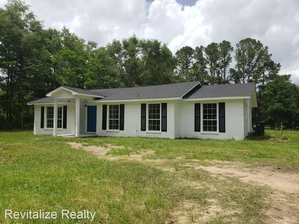12100 Hilltop Rd, Grand Bay, AL 36541