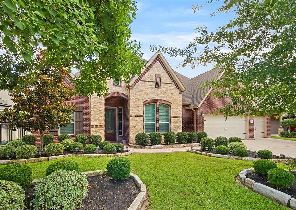 1st image of 122 Ballantyne Drive