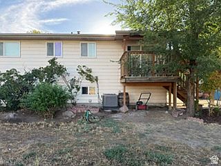 5th image of 4460 Summerwood St