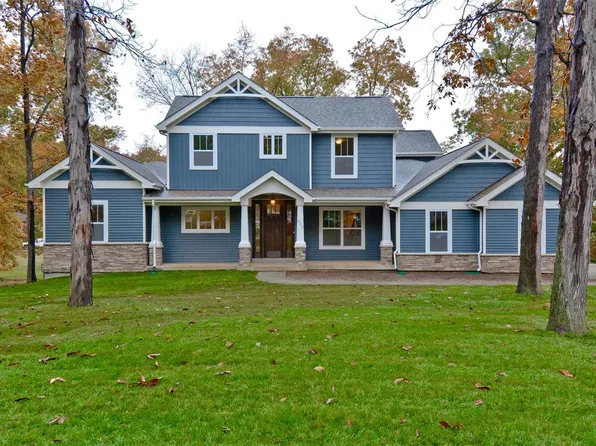 519 Connie Ln, Ballwin, MO 63021