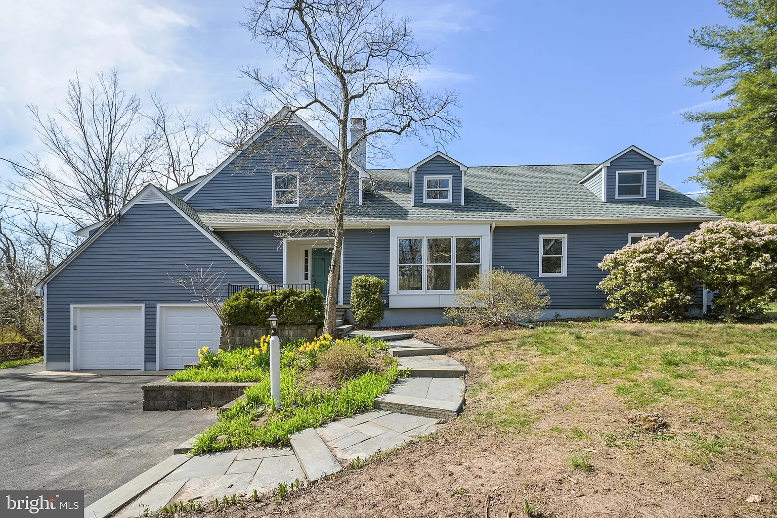 533 Mercer Rd photo 1