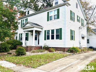 302 S Sycamore St, Centralia, IL, 62801