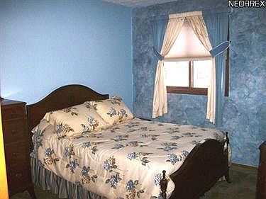 4th image of 4070 Saw Mill Cir