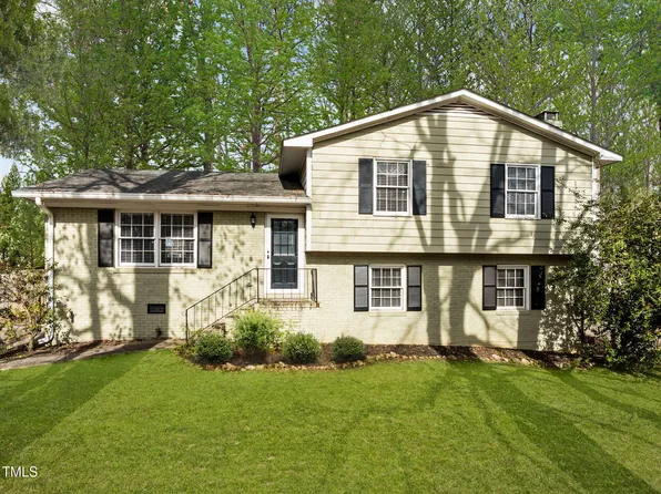 1195 Champion Dr, Cary, NC 27511