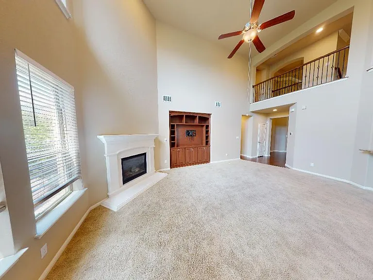5705 Lipan Apache Bnd — Photo 17