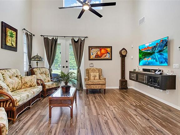 3rd image of 5538 Siracusa Ln