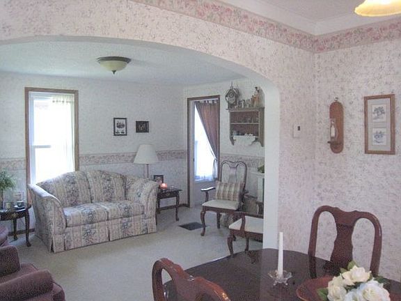 5th image of 1025 Wick Ave