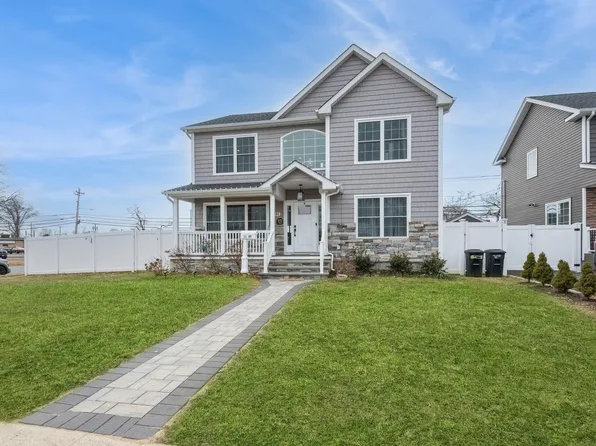 1160 Logan Road, Wantagh, NY 11793