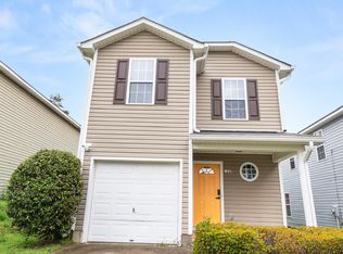 8739 Sharonbrook Dr, Charlotte, NC 28210