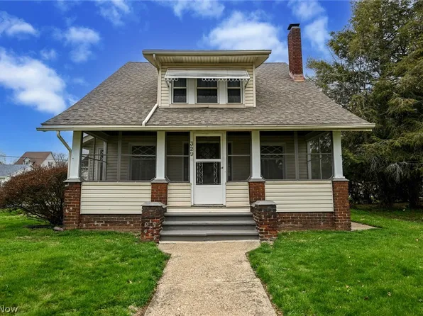 329 Redwood St SW, Beach City, OH 44608