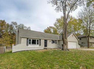 18812 Gateway Dr, Independence, MO 64057