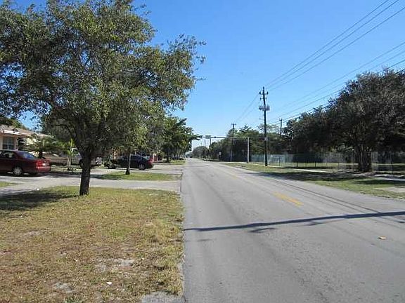 2nd image of 3495 NW 191st St