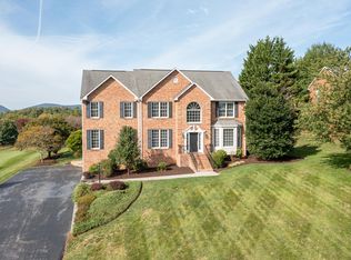 99 Savannah Ct, Daleville, VA 24083