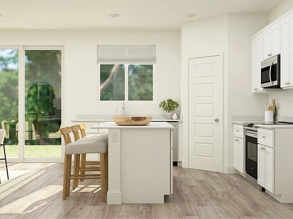 5th image of 967 Granite Dr W