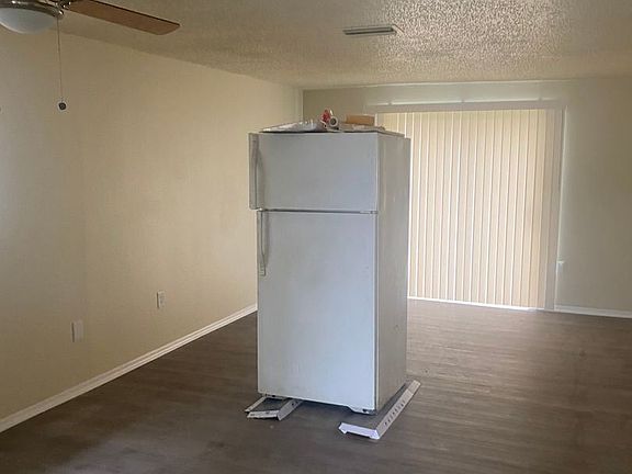 5th image of 7122 Dipaola Dr