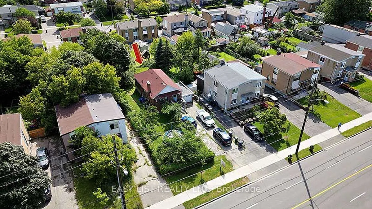 3 bed, $2,550 — Photo 1