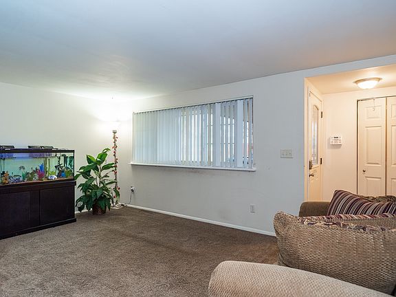 4th image of 6126 Buckman Dr