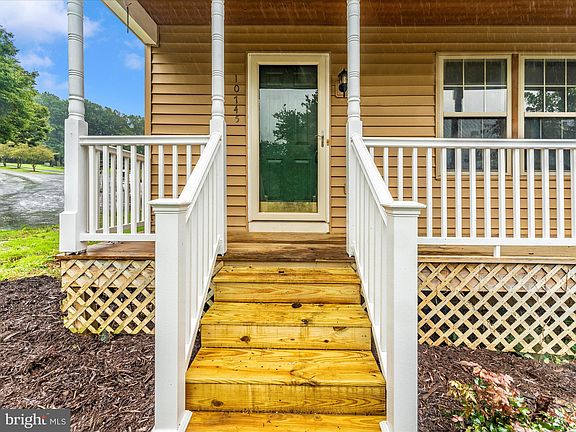 2nd image of 10745 Lake Point Ct
