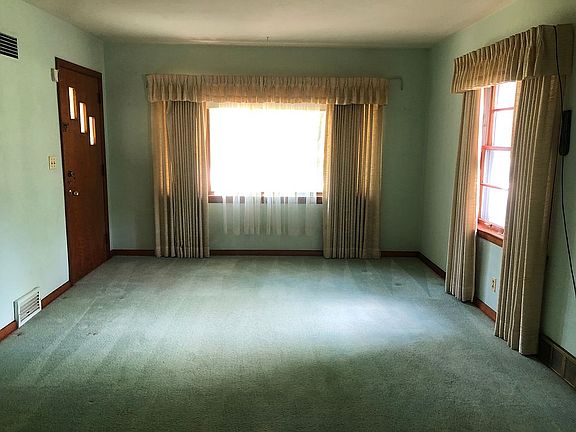5th image of 1311 La Belle Ave