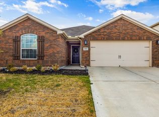 6001 Amber Cliff Ln, Fort Worth, TX 76179