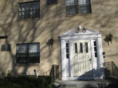 56 Bigelow Ave APT 13, Watertown, MA, 02472