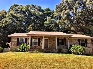 2500 Oakwood Ln, Cookeville, TN 38506