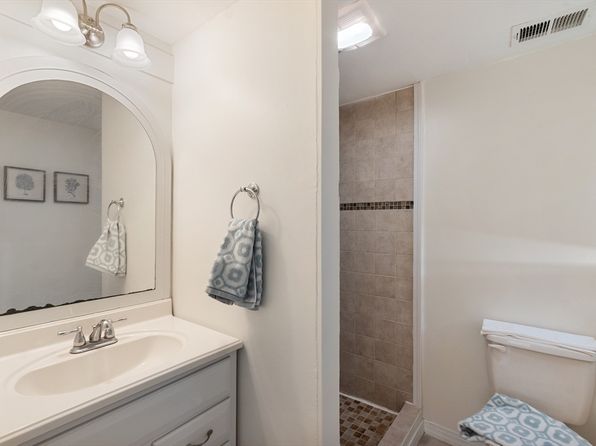 38 Ruthellen Rd, Chelmsford, MA 01824