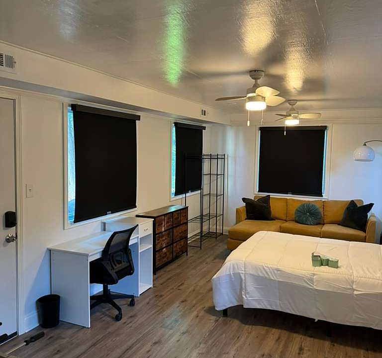 1st image of 2380 Miriam Ln #1